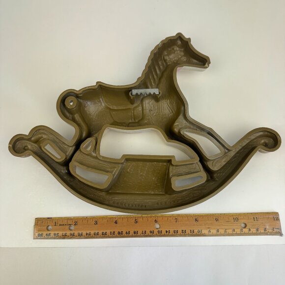 Vtg 80/90 Rocking Horse Burwood Productions Wall Decor Resin Plastic Pink Purple - Picture 3 of 13